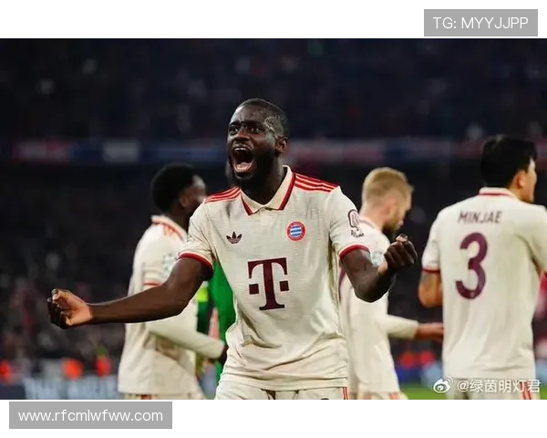 拜仁否认乌帕梅卡诺与皇马达成协议 续约谈判仍在进行中