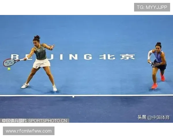 中网女双八强上演激烈对决加藤未唯斯朵拉组合鏖战巴博斯史蒂芬妮