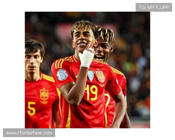 皮克称西班牙世界杯夺冠前景光明亚马尔的成功激励年轻球员